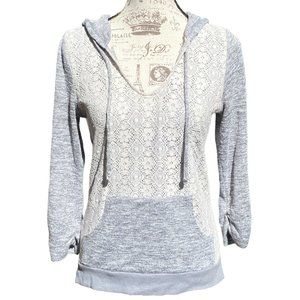 ♛4/$20♛ Chance or Fate GORGEOUS 3/4 Sleeve Sweater Top Gray Cream Crochet Lace M